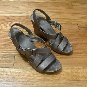 Aerosoles Wedge Heels Size 8